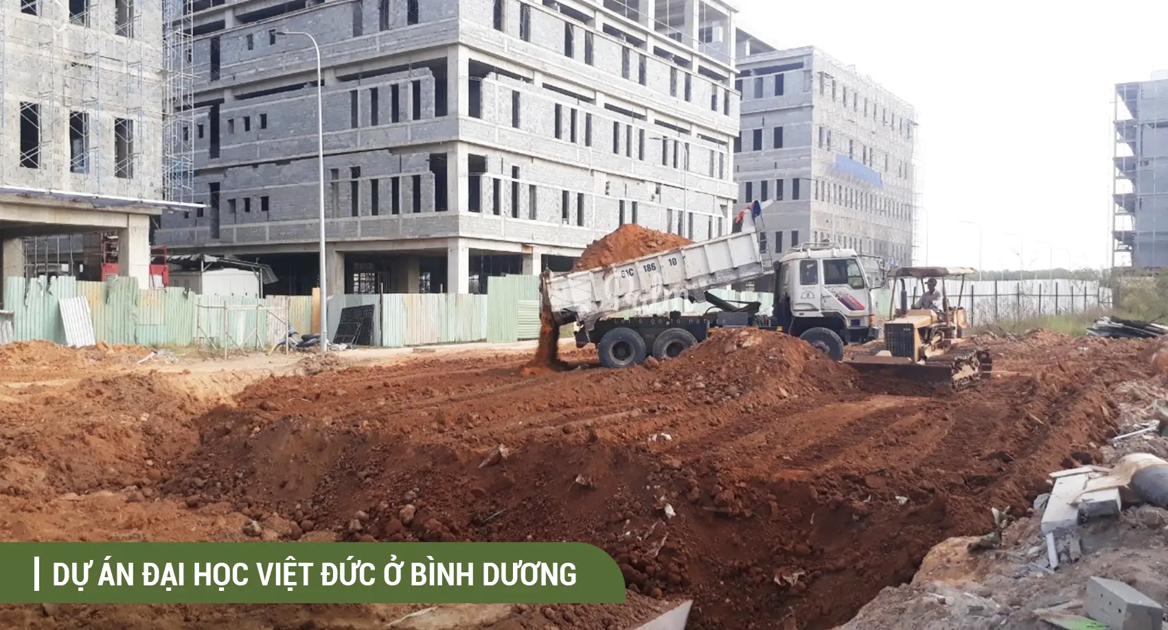 Thi công bể ngầm bằng nhựa tại Đại học Việt Đức